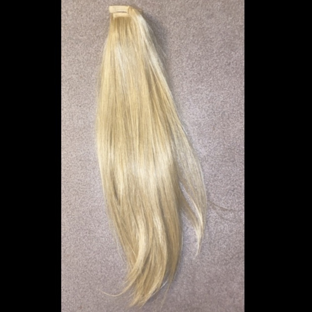 Milk & blush Wrap around pony tail extension👩‍🦲